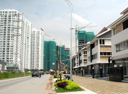 Khi bán phở bình dân cũng thuê được mặt tiền cao ốc văn phòng